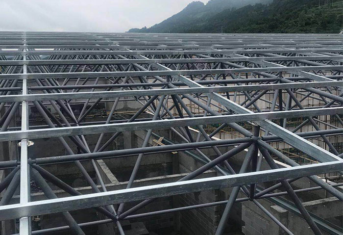 日照仁怀冠英学校艺体楼网架