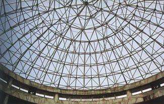 日照铝镁锰板屋面网架在设计时要注意哪些细节